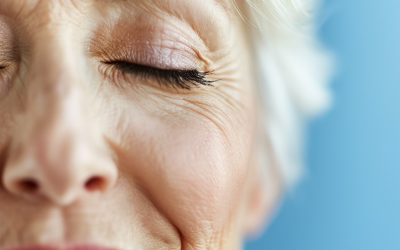 How to Manage Hot Flashes Naturally: Tips and Strategies